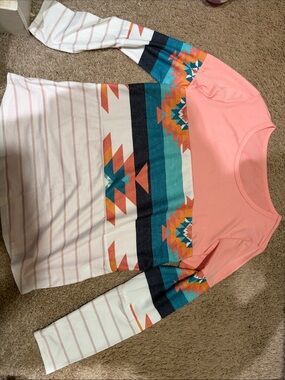 Women' Pink Aztec Stripe Long Sleeve Top